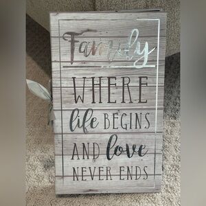 Family - Where Life Begins and Love Never Ends Photo Albumm